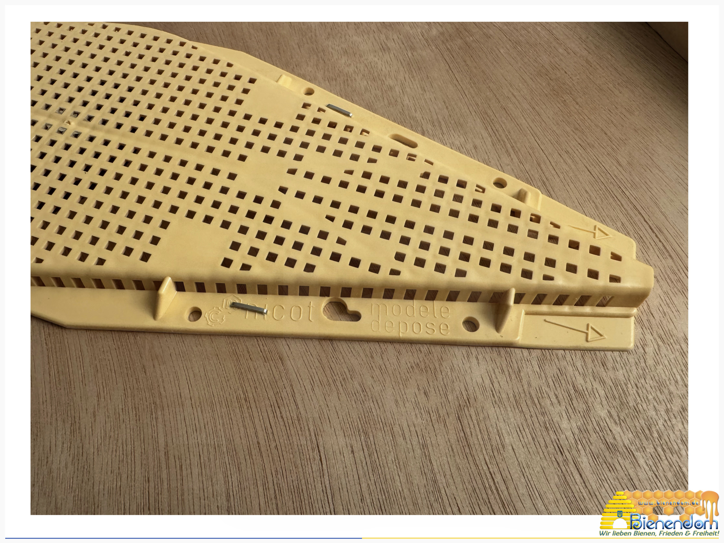 Zwischenboden mit NICOT® Bienenflucht | für Liebig- Zanderbeuten